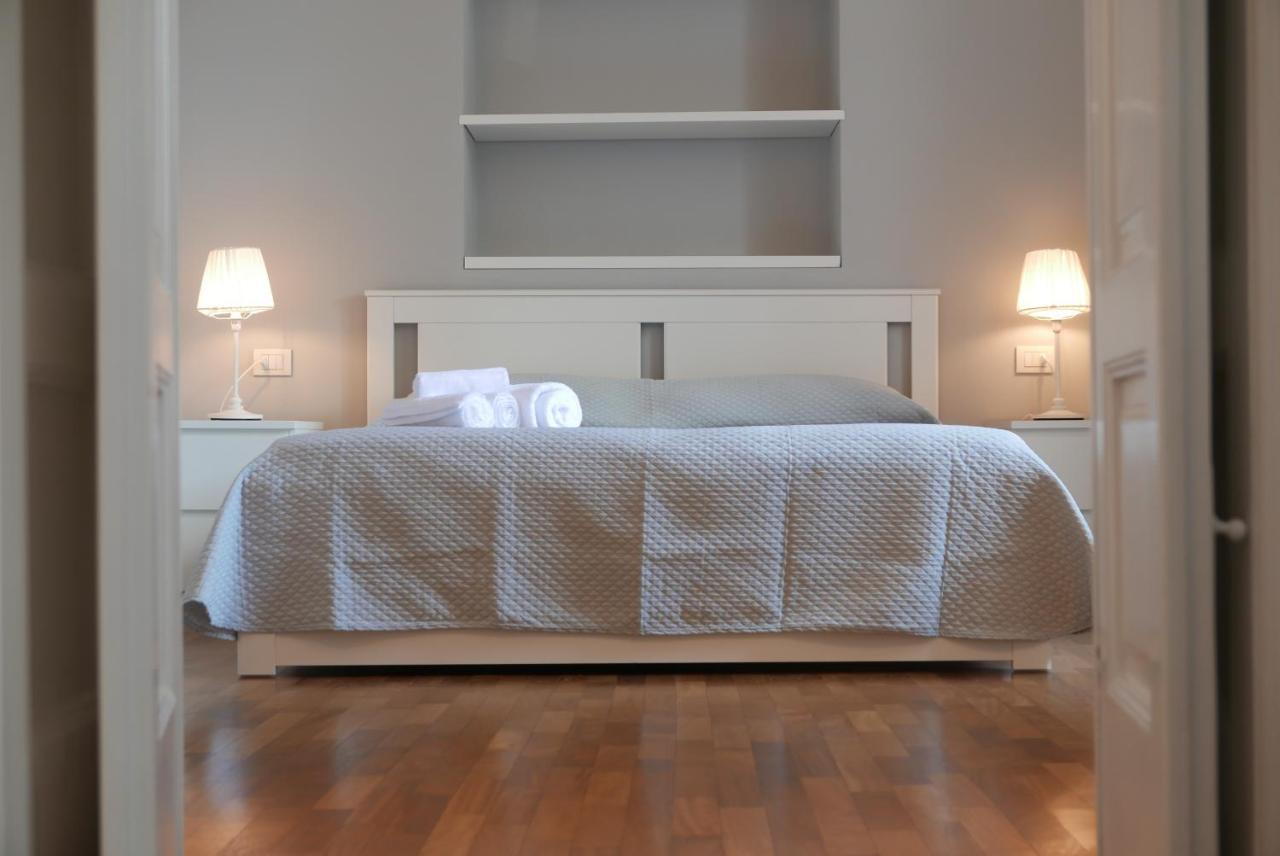 Suite 261 - Intero Appartamento Nel Centro Di Bari Exteriör bild