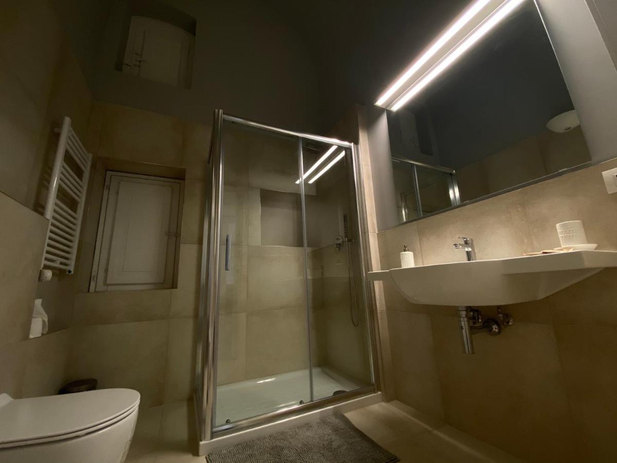 Suite 261 - Intero Appartamento Nel Centro Di Bari Exteriör bild