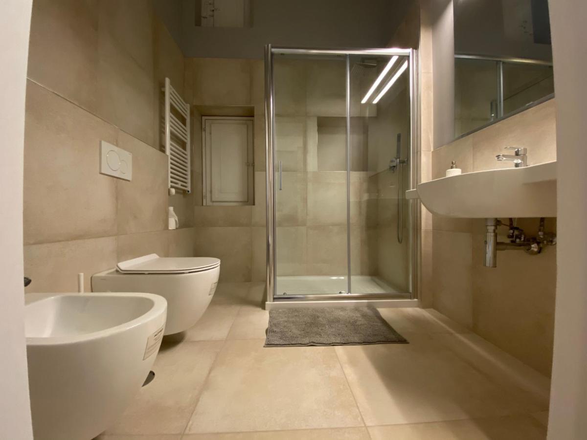 Suite 261 - Intero Appartamento Nel Centro Di Bari Exteriör bild